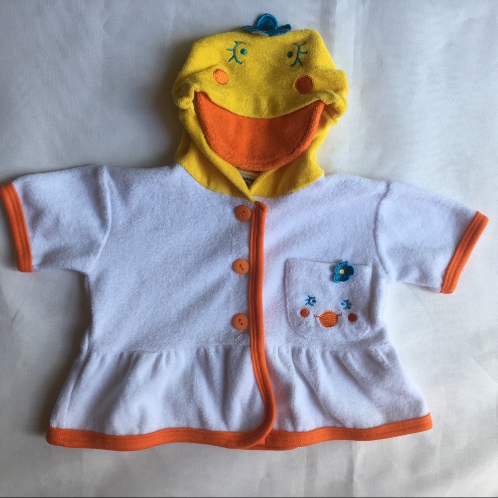 Beach cover up size 3 6 Mo white duck baby girls